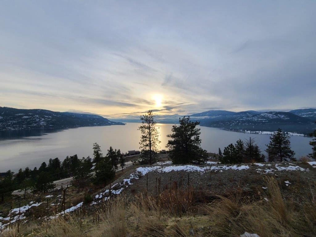 Adventure Bay Lot for Sale – Stunning Lake Views!